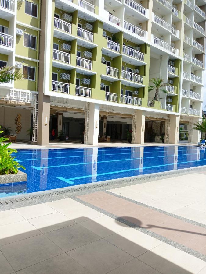 The Celandine By Dmci Homes Caloocan Eksteriør billede